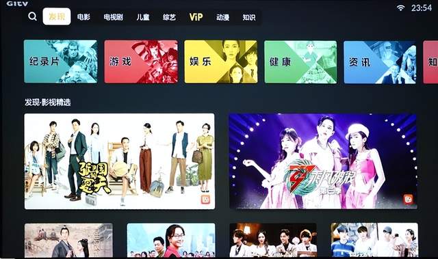 年轻人第一台4K投影仪，Vidda C1与峰米V10，谁能更胜一筹？