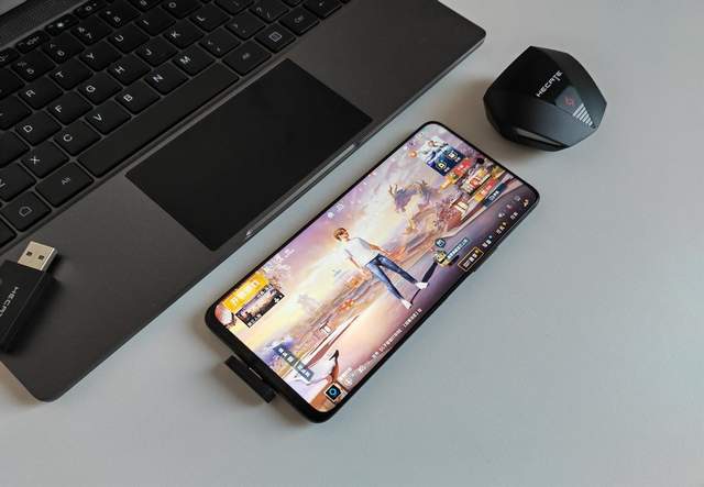 专为电竞游戏量身打造——漫步者GT4 S雷霆版双模游戏耳机体验测评