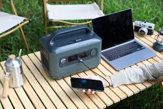 户外电源新选择，绿联星辰户外电源GS600，一站式解决户外用电难