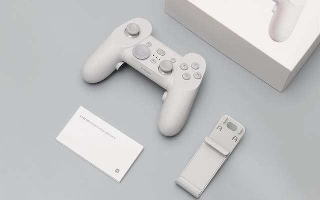 小米发布全新游戏手柄：无线连接，体验感控制