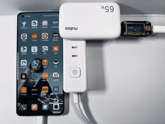 努比亚大白65W超薄氮化镓为何能取代其他充电器成为充电宠儿？