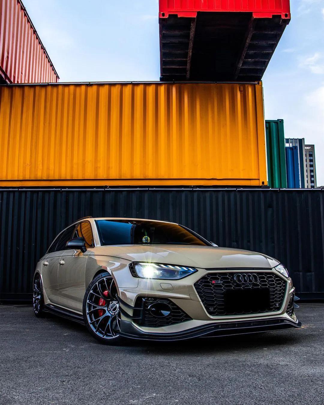 最美旅行车奥迪 rs4 avant#汽车##奥迪_懂车帝