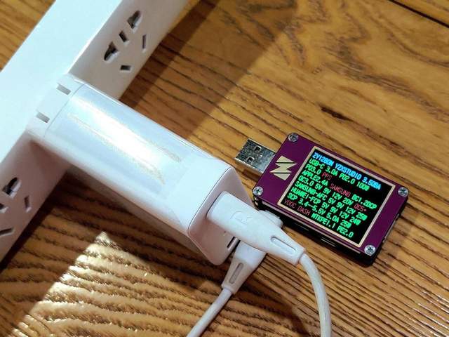 年终好物推荐：一个顶多个，ORICO 100W氮化镓充电器上手实测