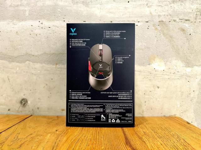 雷柏VT960S无线游戏鼠标，开启OLED屏幕+RGB灯酷炫游戏新体验