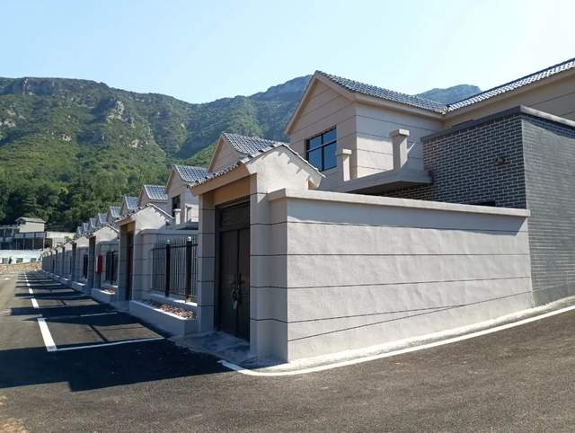 巩义市夹津口镇韵沟村水电路管网到位19户受灾村民着手装修