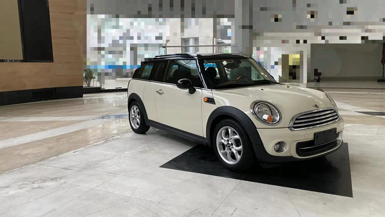 12年clubman fun 1.6天花板品质,经典五门侧面