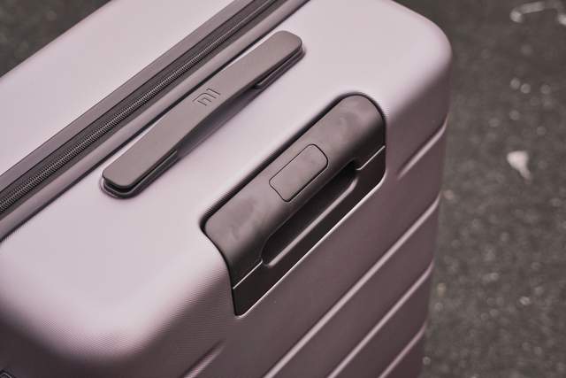 开学装备太多，背包装不下？小米24寸新品行李箱来了