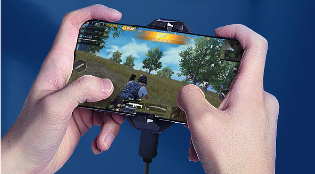 面对标！都是散热器为什么红魔涡轮散热背夹比黑鲨更强？