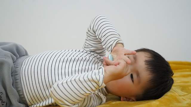 刷芯无线电子体温计，聪明的家长用起来，缓解宝宝发热带来的焦虑