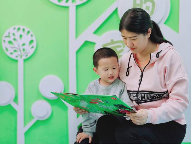 妈妈也可以共享 武昌区乃园幼儿园 故事妈妈团 给孩子不一样的陪伴
