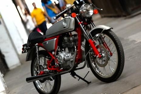 本田复古dream 50在1997年推出之时,仍旧采用了单缸