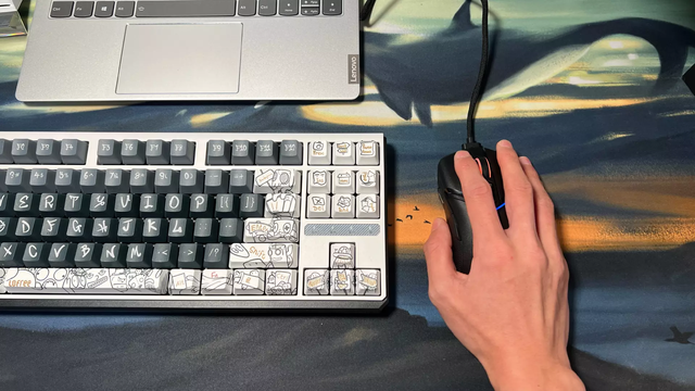 至强辅助——拯救者M7无线游戏鼠标