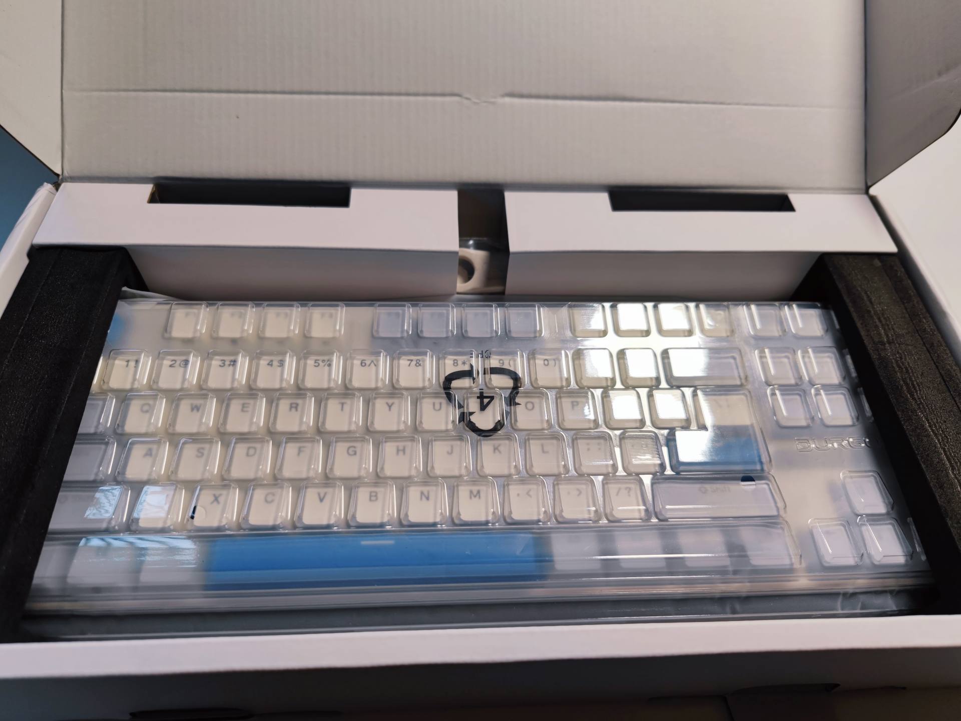 键来！全新外观设计，支持无线+三模，这款机械键盘体验超好