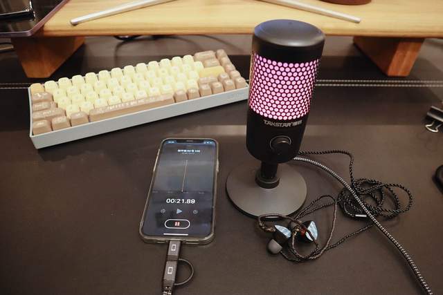 多场景应用，全方位收音｜得胜GX1数字录音麦克风评测