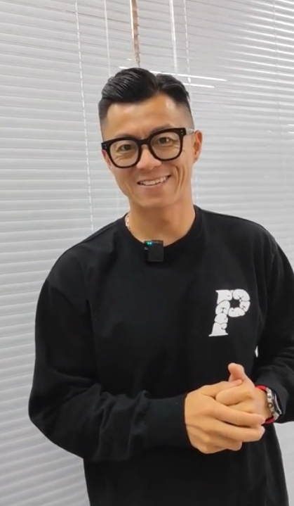 BJ40车主李妮娜向汽车圈发起的挑战：陈震应战黑级雪道