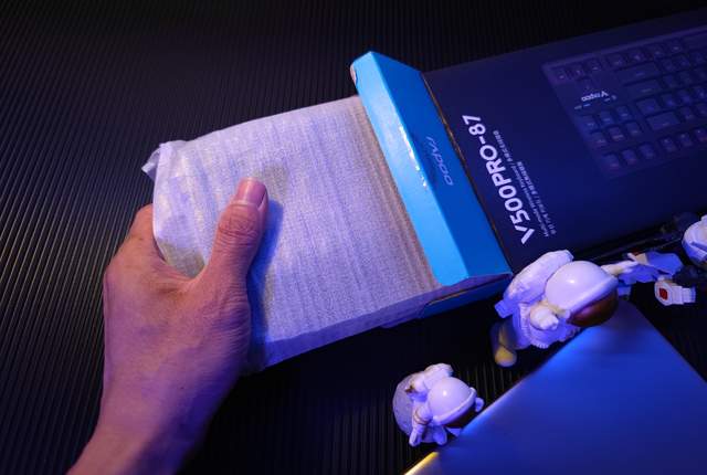 百元级别竟然是三模？而且是“海王”？！随意切换无压力！