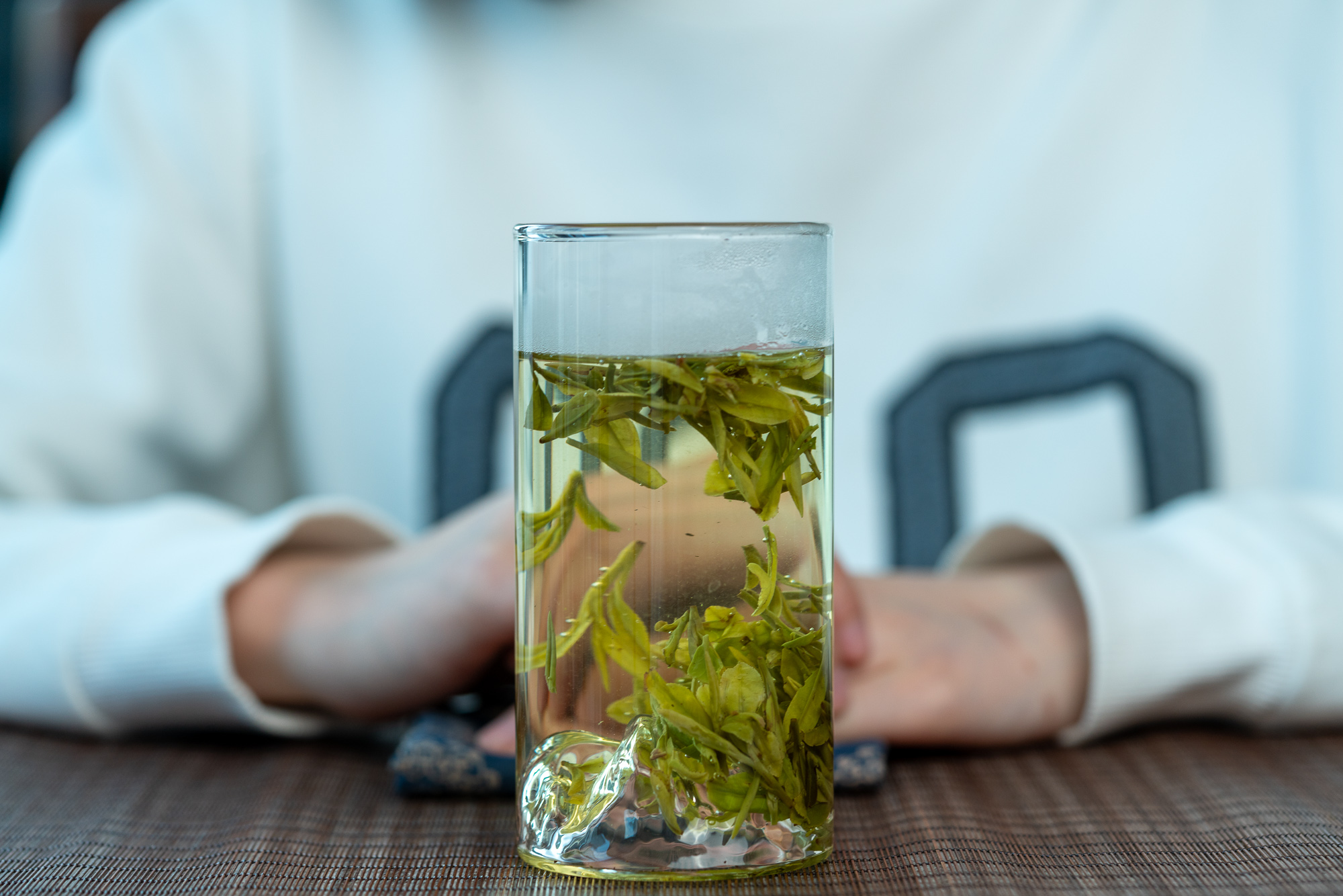 小喜年-用最简单的玻璃杯，泡一杯好喝的龙井茶
