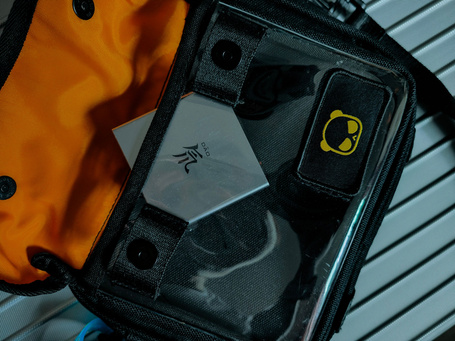 努比亚100W氮化镓，双C口，轻便又方便