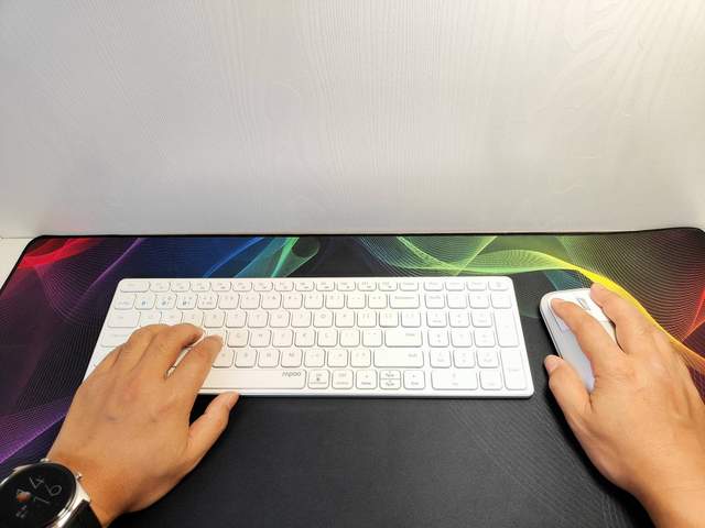 办公设备美学突破，既要又要风蔓延，雷柏E9350G&amp;M700无线键鼠套开箱体验测评