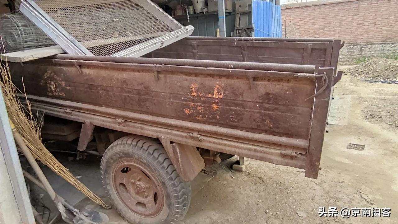 我家的金蛙农用三轮车,这车质量杠杠的 昨天来了个人出价250_4/4页