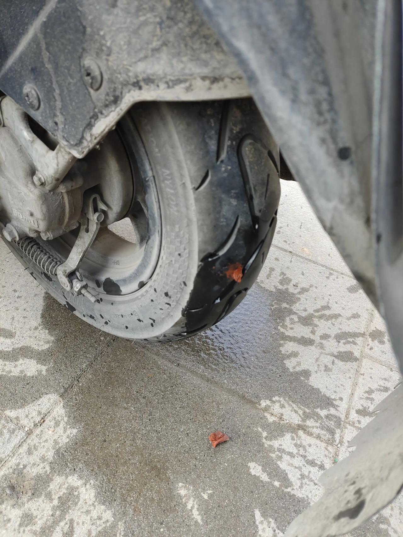 uy125 摩托车骑行了,16000公里了,又扎胎了,藤森的