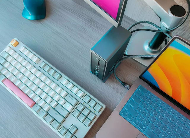 �ʼǱ����ȫ�ܹ���վ�����15��1�׵�3��չ������