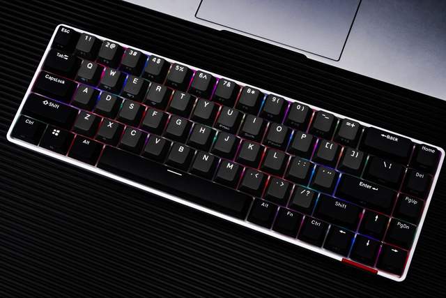 看着舒服，用着得劲，TT无线键鼠打造极简桌面好物