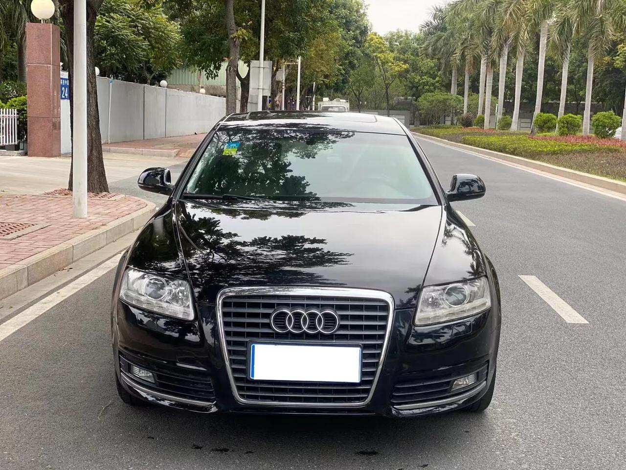 新到2010年奥迪a6,2.0t排量,实表13万多公里,配置