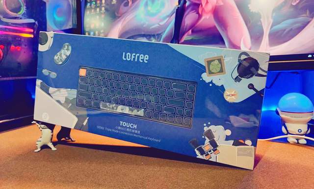 翘起来，更舒适——洛斐小翘三模机械键盘