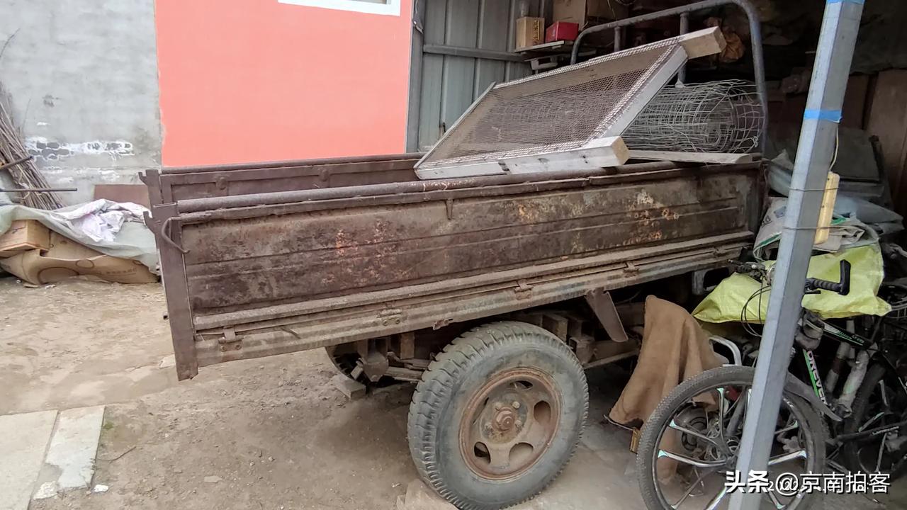 我家的金蛙农用三轮车,这车质量杠杠的 昨天来了个人出价250_4/4页
