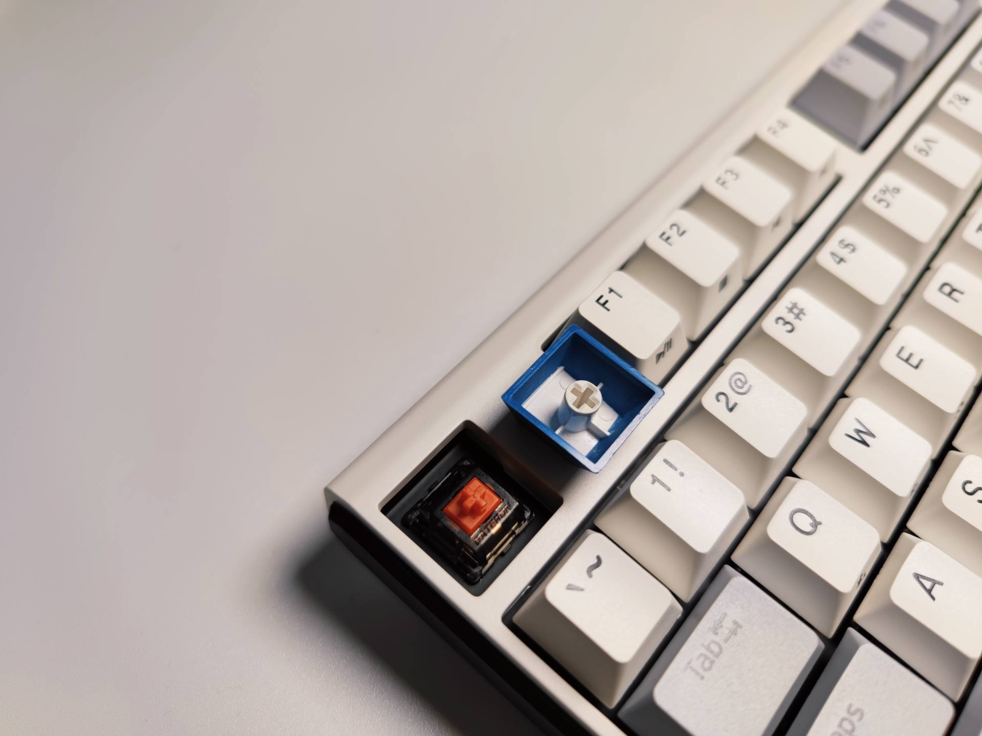 键来！全新外观设计，支持无线+三模，这款机械键盘体验超好