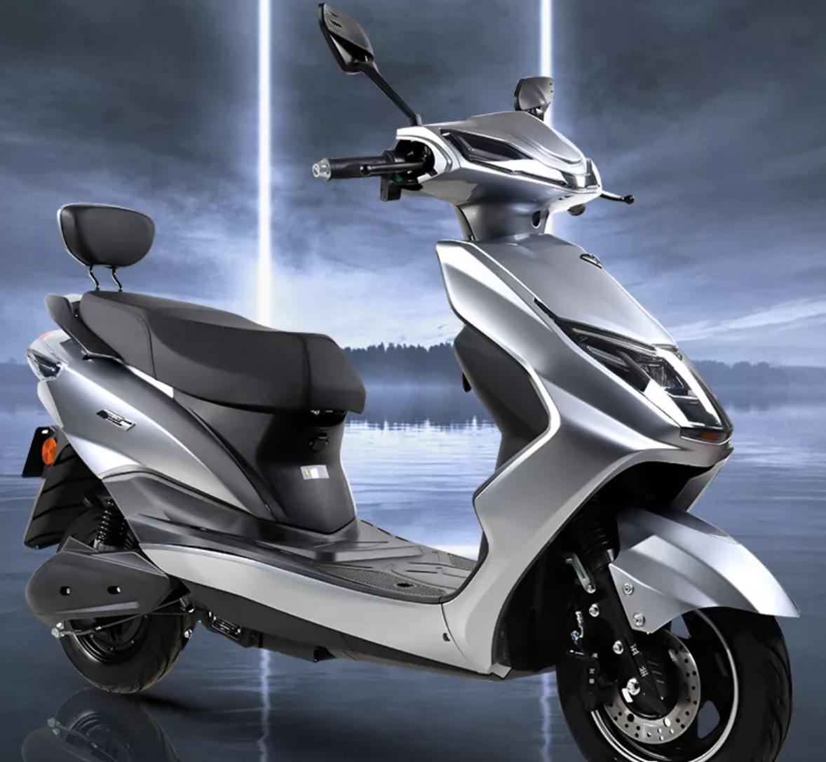 2款适合跑外卖的电动车,一次能跑150公里小刀小捷豹长征版