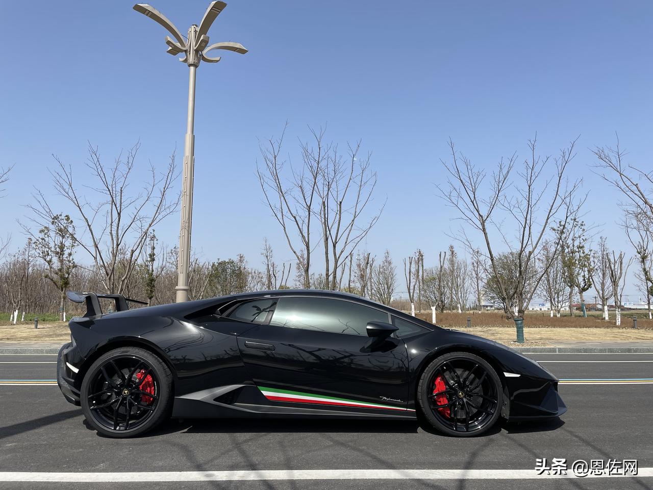 超帥小牛蘭博基尼 huracan performante,全