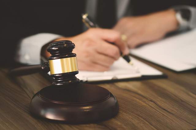 无罪网每日一案：员工以单位名义非法吸收公众存款，单位不知情不构成犯罪