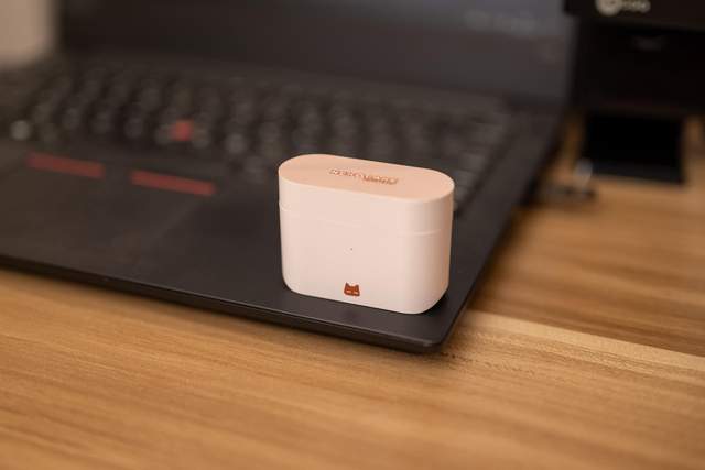 不仅高颜值，还有硬实力，水月雨猫饼蓝牙耳机上手体验