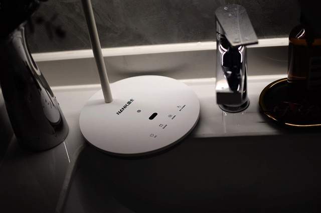 南卡护眼灯L1 孩子学习最需要的礼物