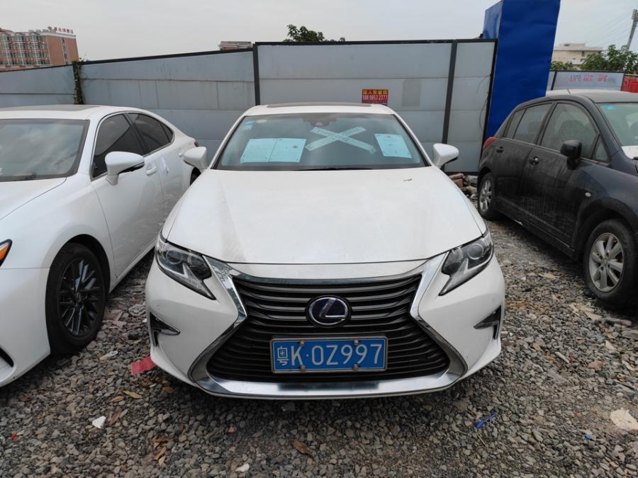 广东广州一车牌为粤koz997的雷克萨斯牌小型汽车将以16