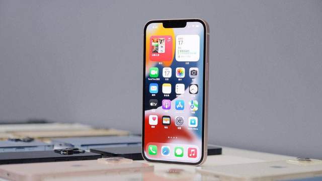 华为Mate50不考虑，iPhone14也是智商税，2999元就能拿下真香机？