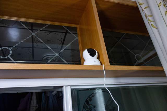 不开灯也能看得清，中兴小兴看看云台2.5K版摄像头体验