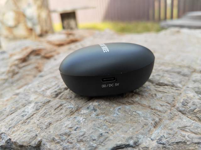 直播主播耳机——无线监听耳机更方便更好用