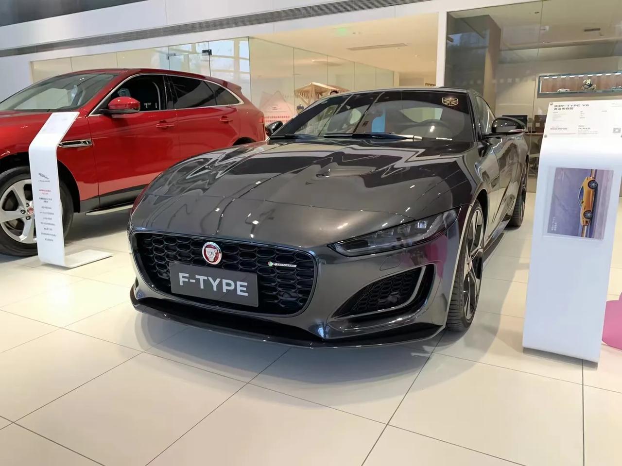 捷豹f-type v6 赛道传奇版指导价:868000 颜