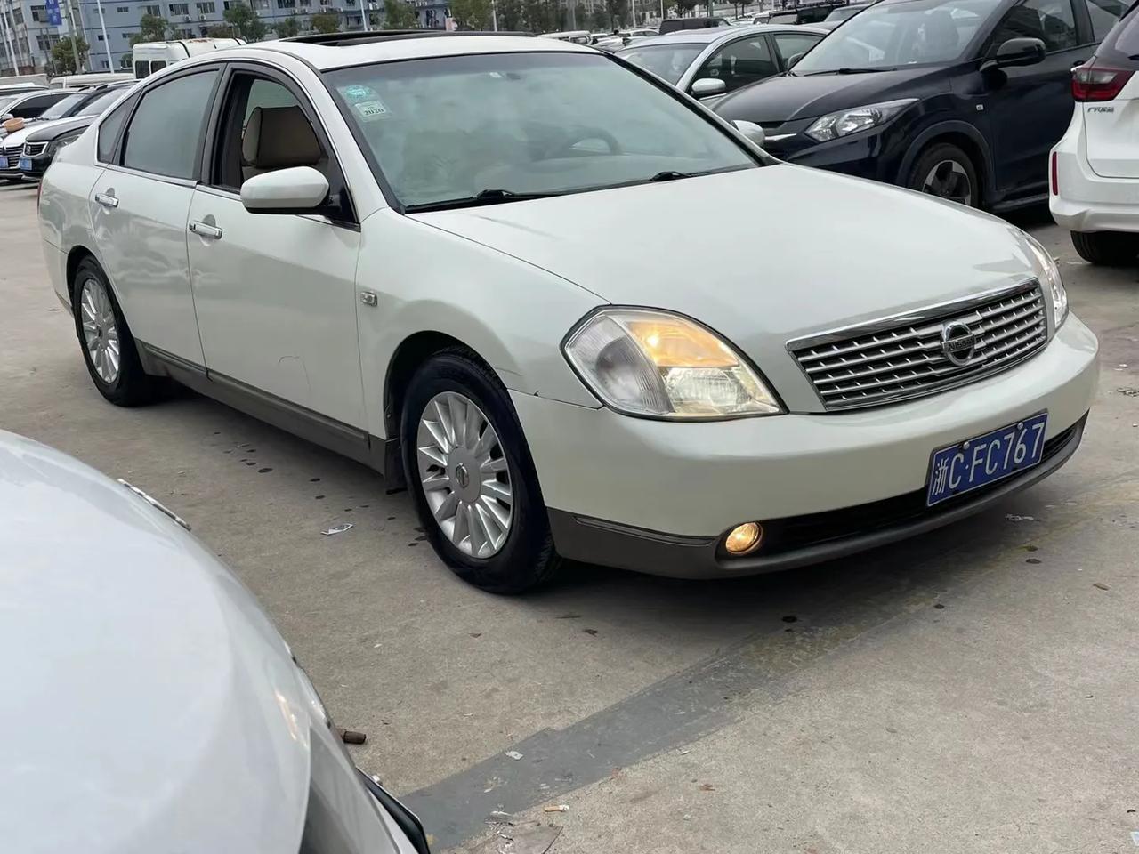 一手车极品05年天籁看上私聊