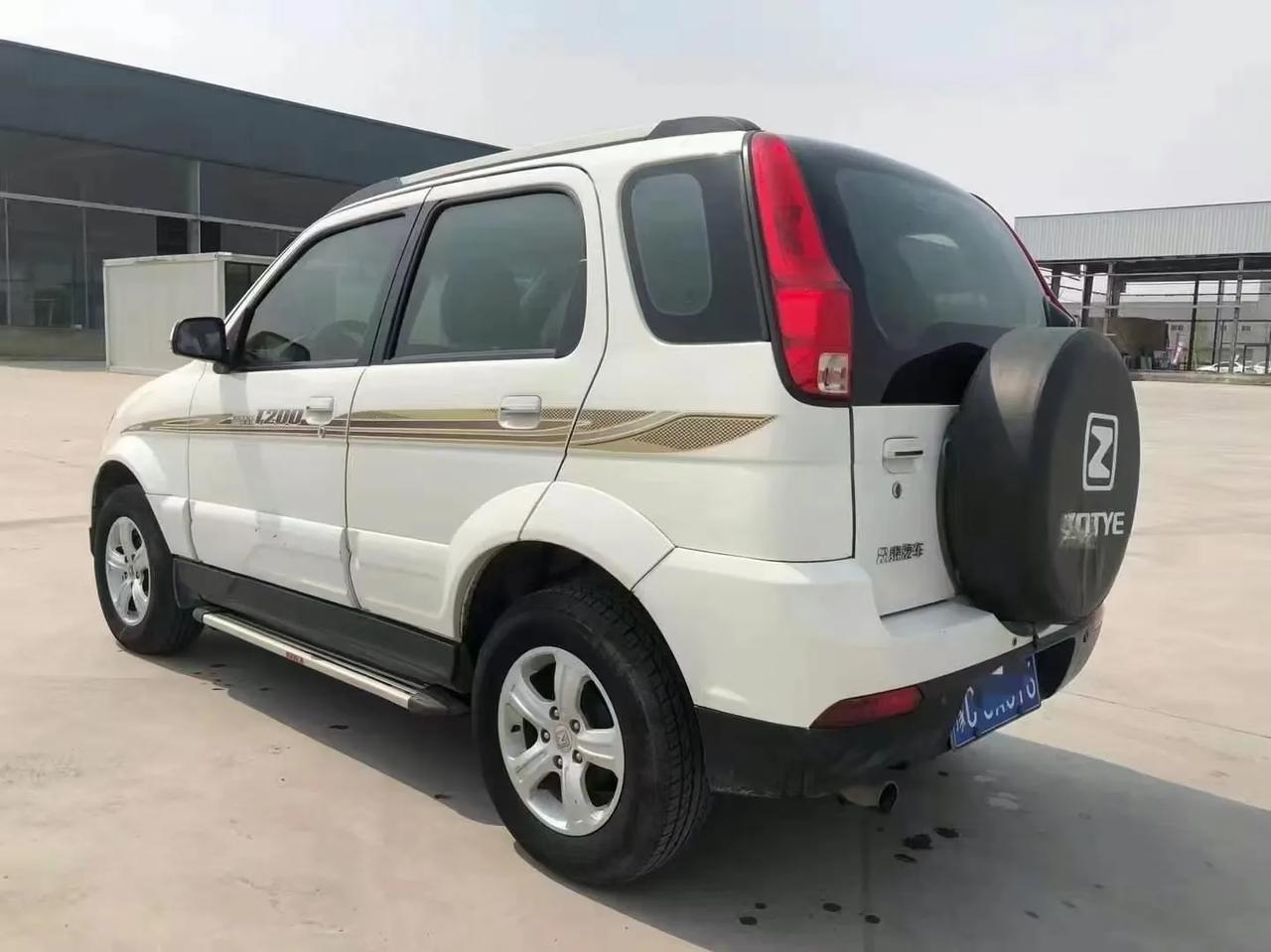 新到14年众泰t200,手动挡,本地一手车,车况精品,练手小