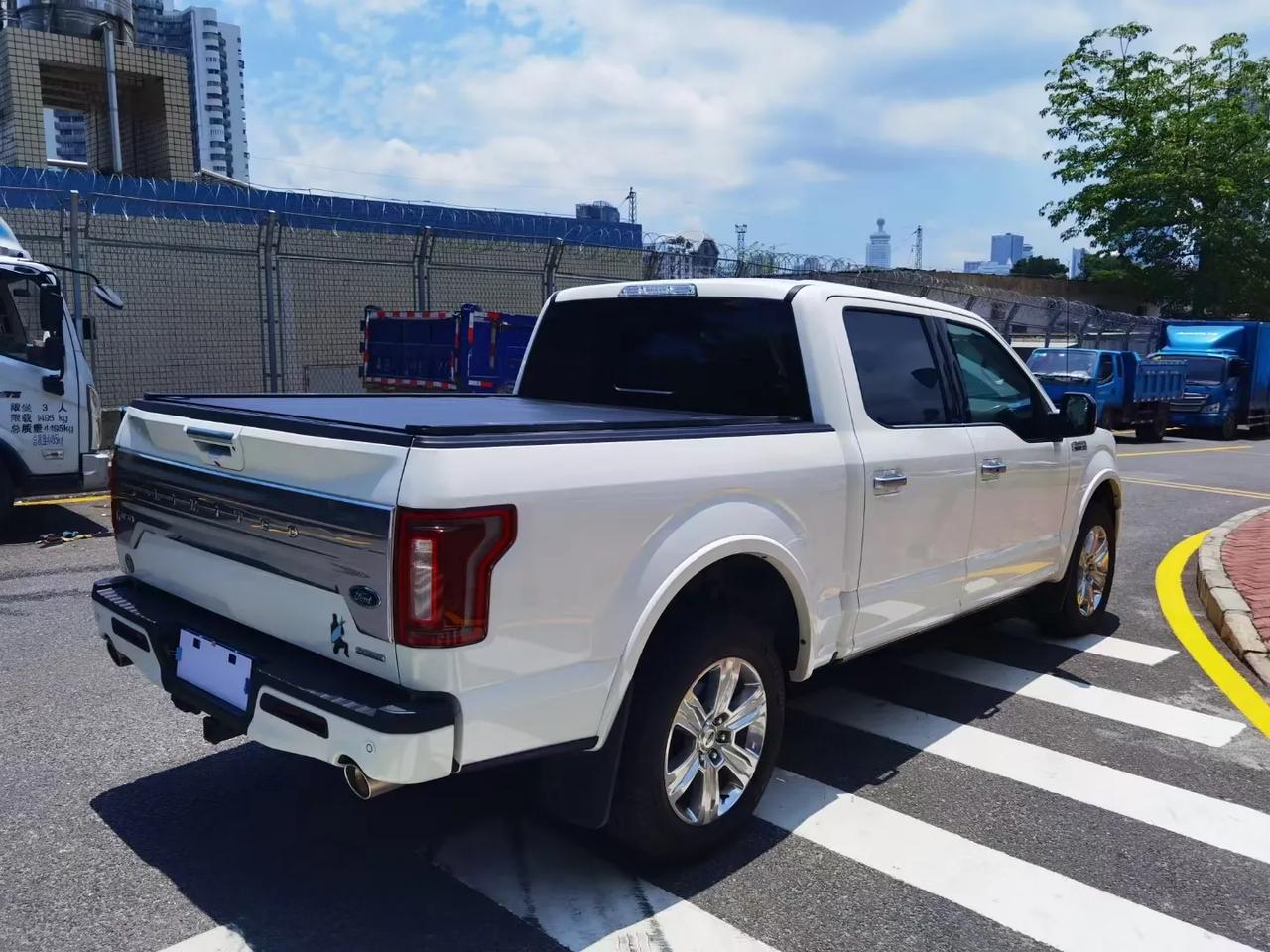 今日头条2020年上牌国六车源福特猛禽35排量越野大皮卡有喜欢的吗