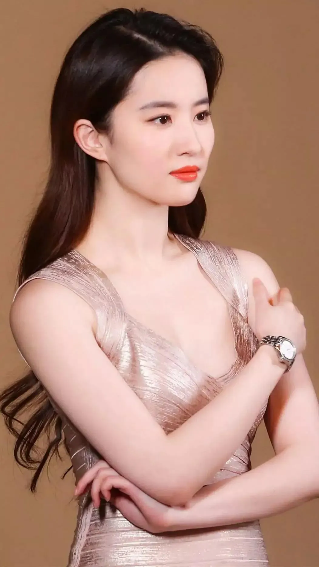 6park Com 刘亦菲 李冰冰 范冰冰 俞飞鸿 霍思燕这5人当中
