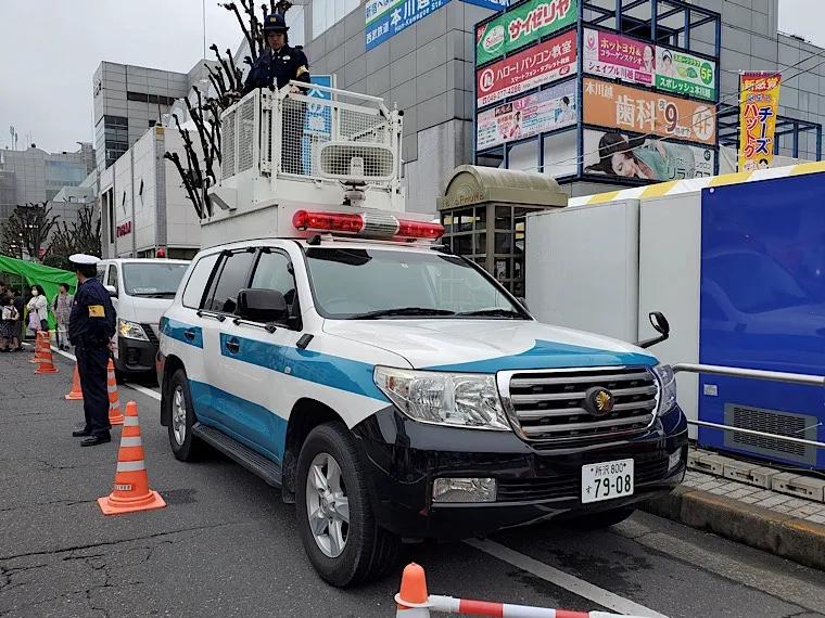 经典车欣赏~丰田lc200 陆地巡洋舰 urj202 日本警车 警察本部 继