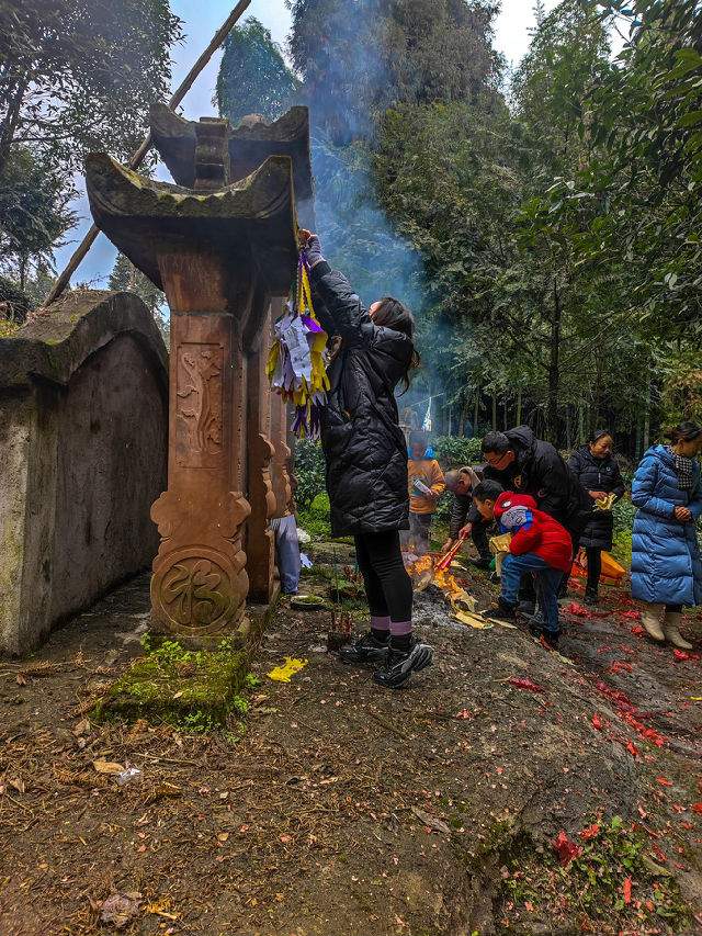 大石笔下和镜头里的山乡年味_图1-4