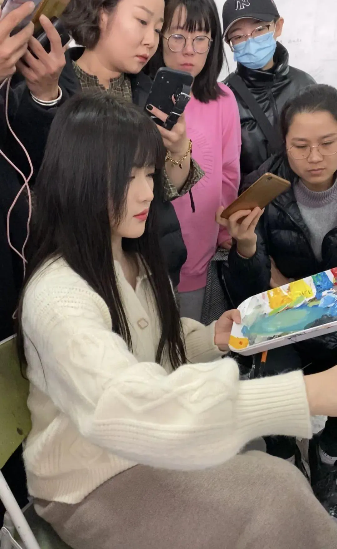 拍抖音月入赚上百万吗