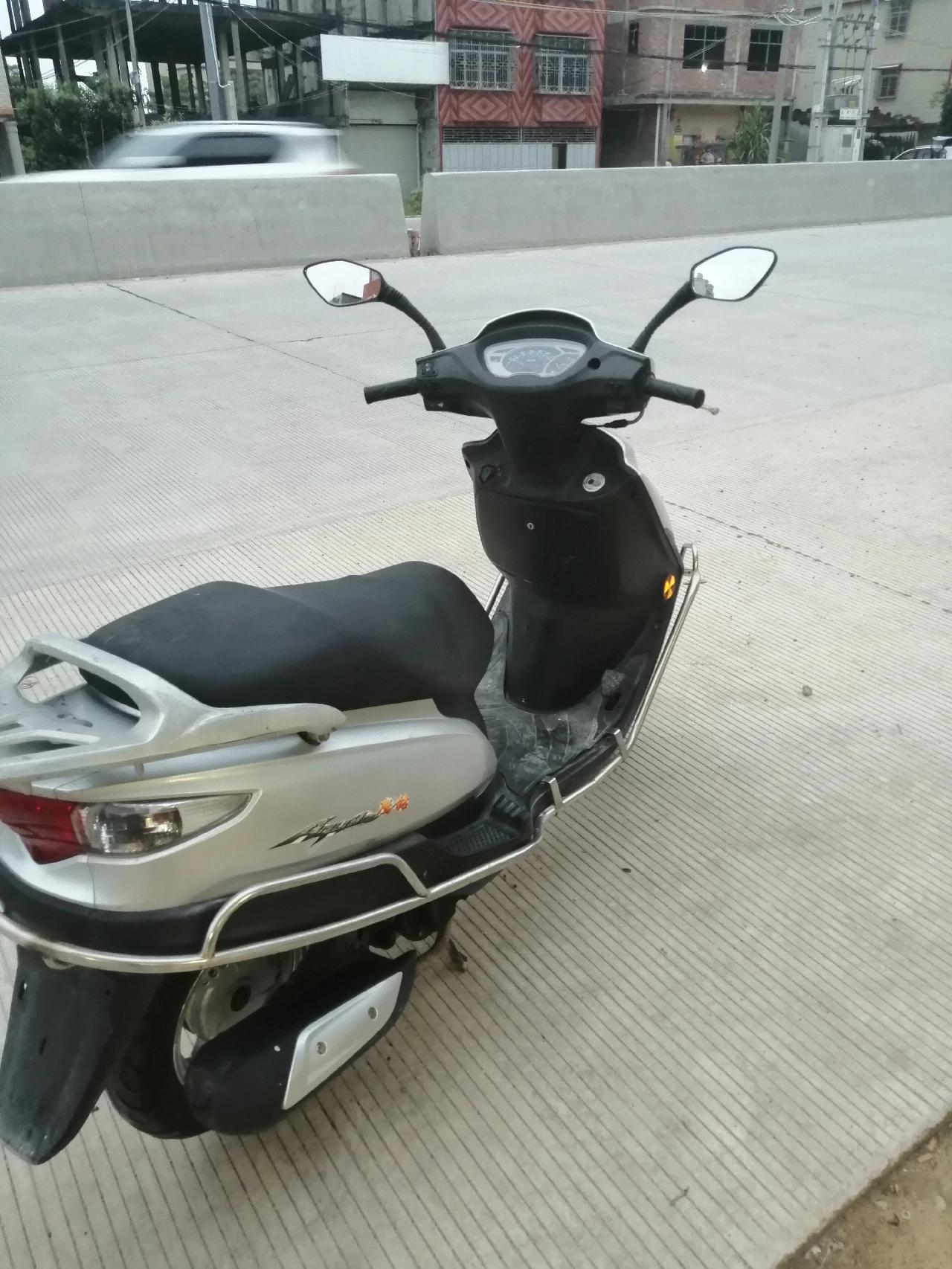 精品豪爵鹰钻125cc,声静力好,车况免嫌,关键机头全原装