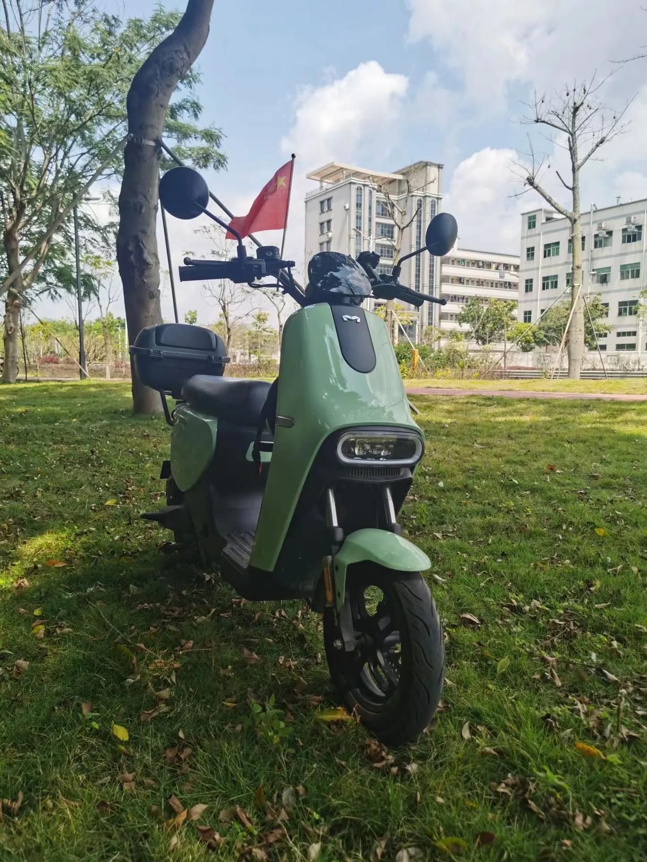 有一种颜色叫做"科隆绿"属于猛犸a9的专属配色清新之感与